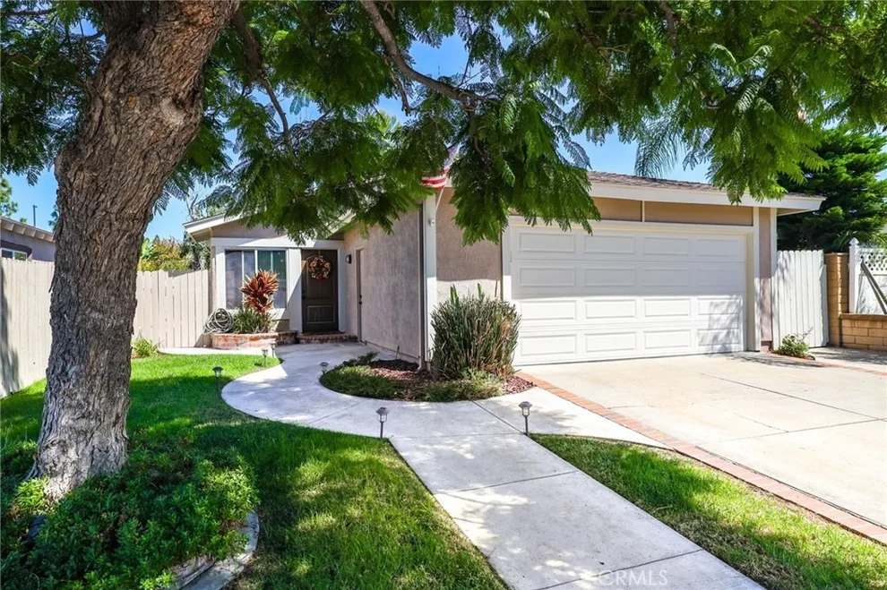 Unit for sale at 27531 Genil, Mission Viejo, CA 92691