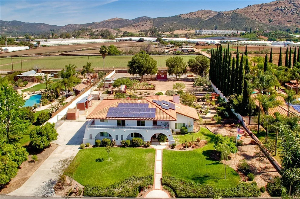 Unit for sale at 470 Jennileah, San Marcos, CA 92069