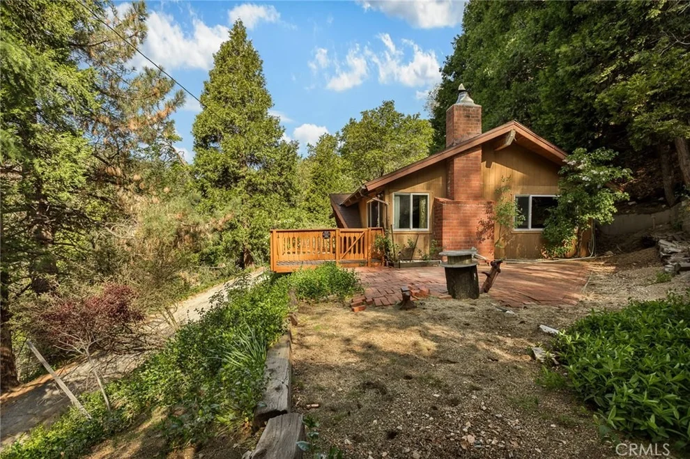 Unit for sale at 30962 Old City Creek, Running Springs, CA 92382