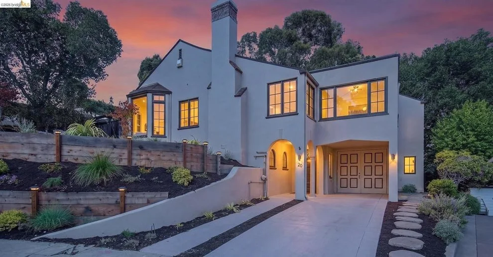 Unit for sale at 20 Hillwood Place, Oakland, CA 94610