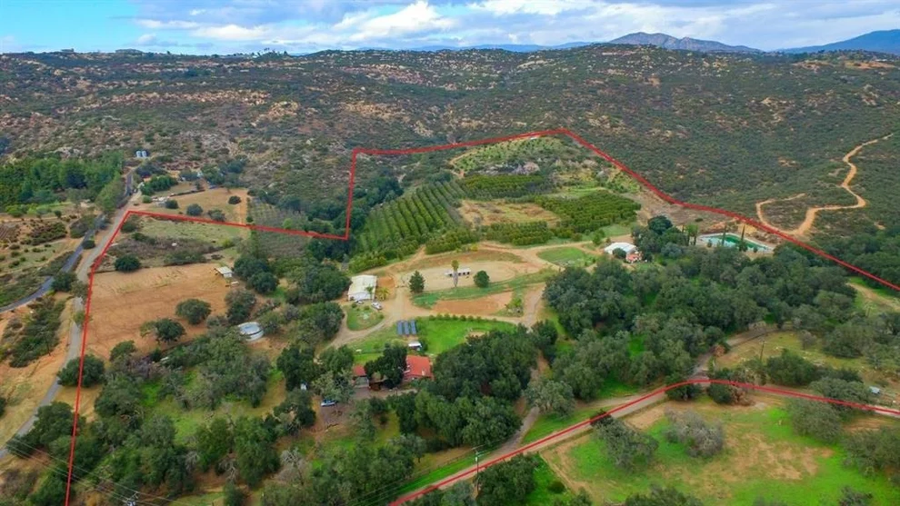 Unit for sale at 17825 Bear Valley Lane, Escondido, CA 92027