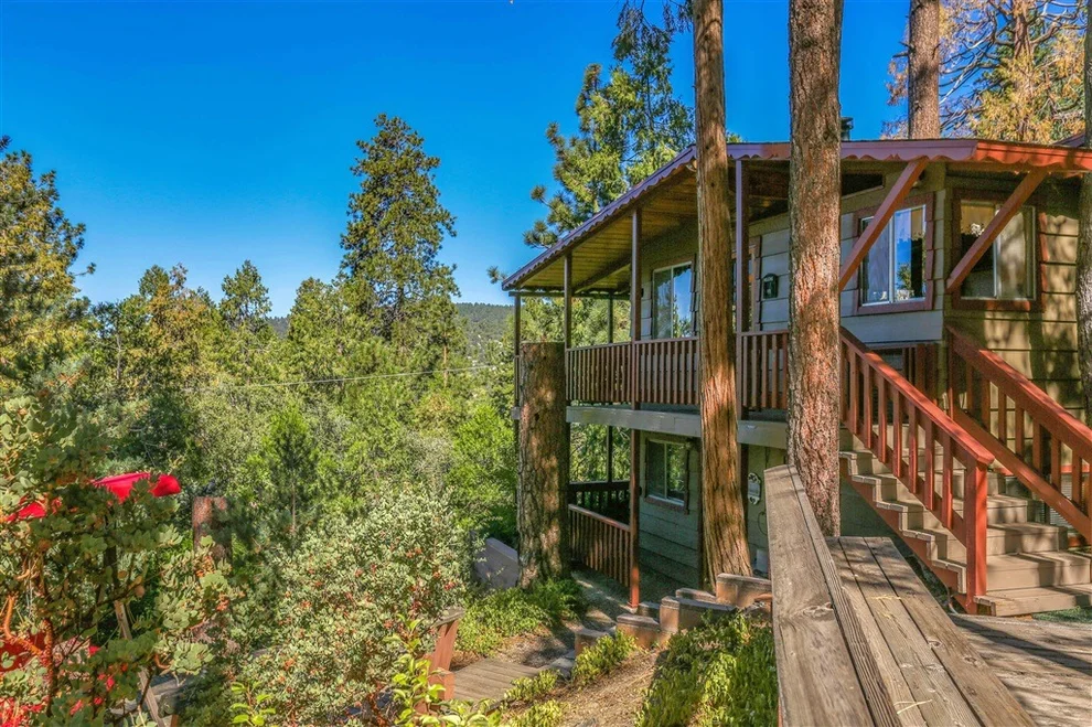 Unit for sale at 26630 Crestview Dr, Idyllwild, CA 92549