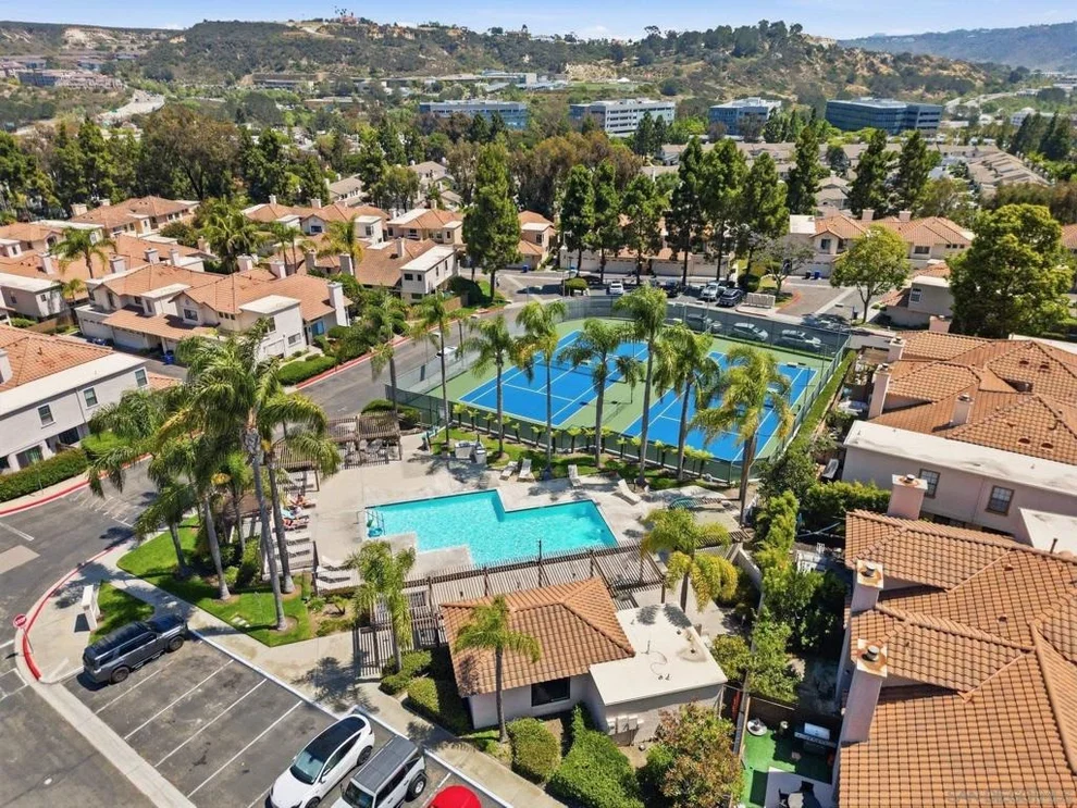 Unit for sale at 12305 Caminito Mira Del Mar, San Diego, CA 92130