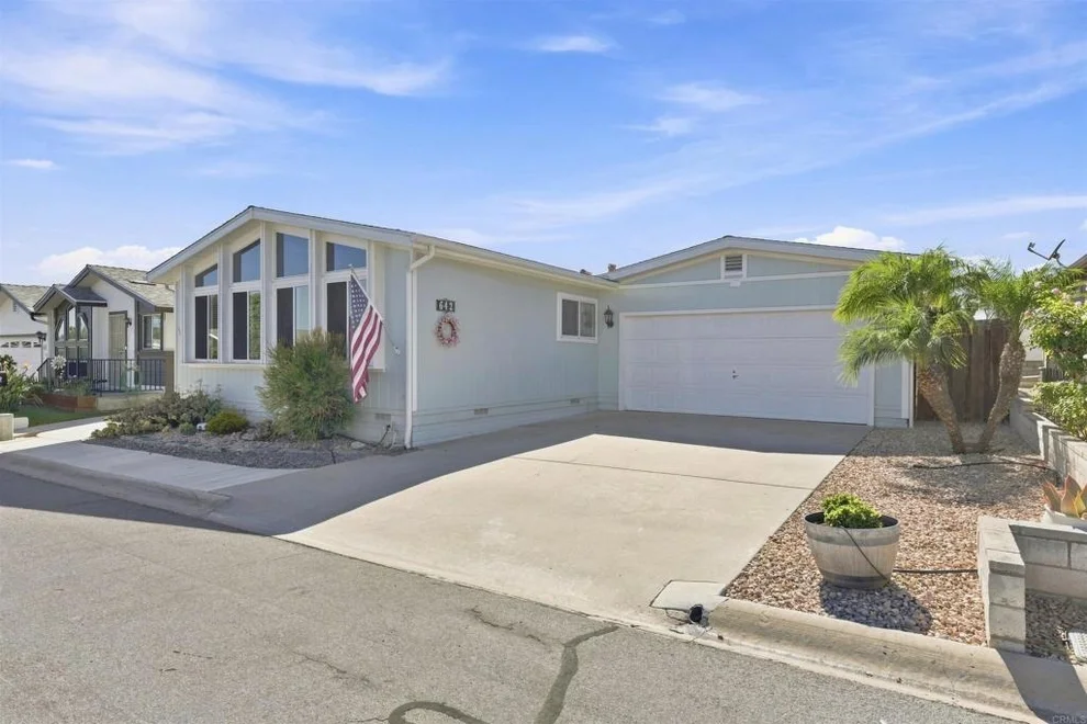 Unit for sale at 642 Via Costa Rica, Vista, CA 92081