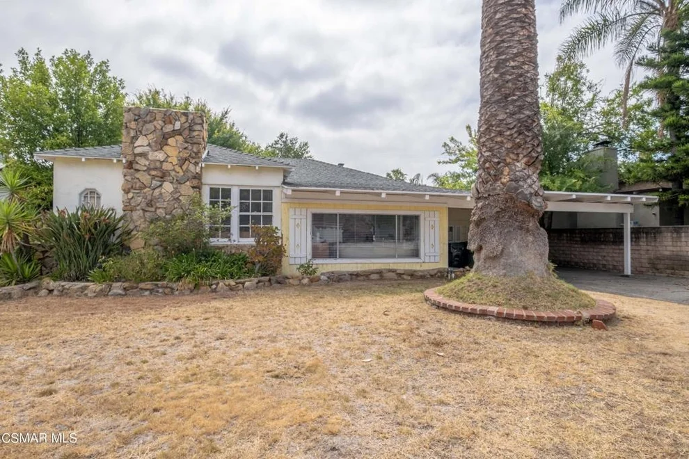 Unit for sale at 4936 Strohm Avenue, North Hollywood, CA 91601