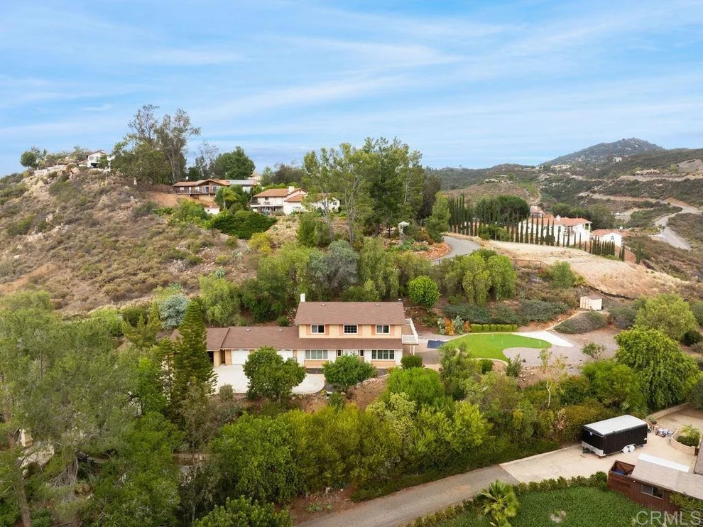Unit for sale at 26337 Sky Drive, Escondido, CA 92026