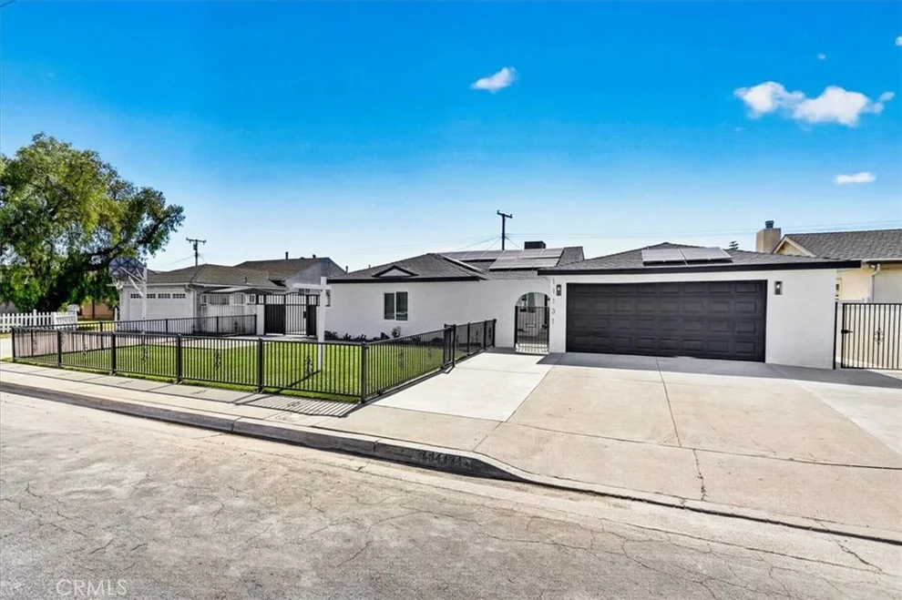 Unit for sale at 11131 Ticonderoga, Los Alamitos, CA 90720