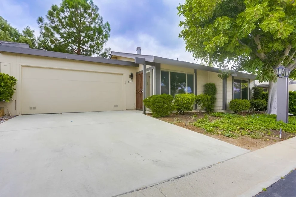Unit for sale at 1404 Market St, Vista, CA 92084