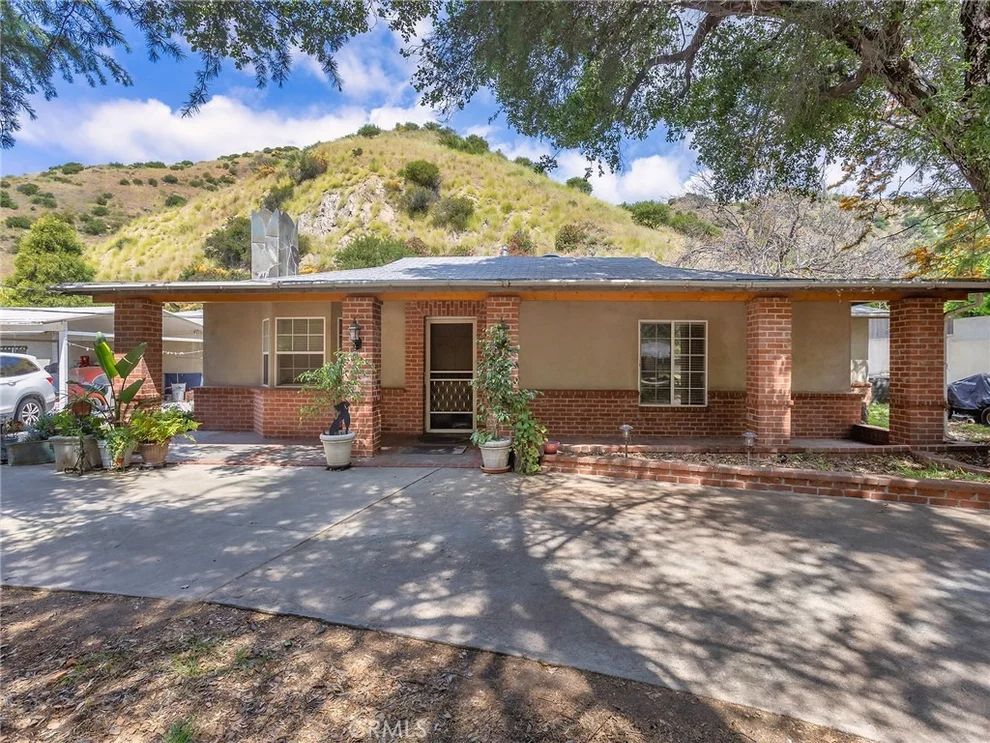 Unit for sale at 9613 La Tuna Canyon Road, Sun Valley, CA 91352