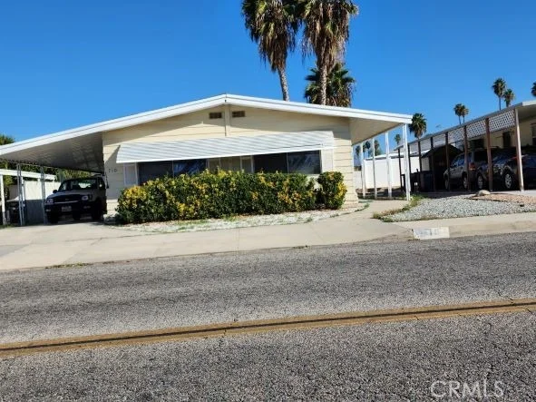Unit for sale at 710 S Lyon Avenue, Hemet, CA 92543