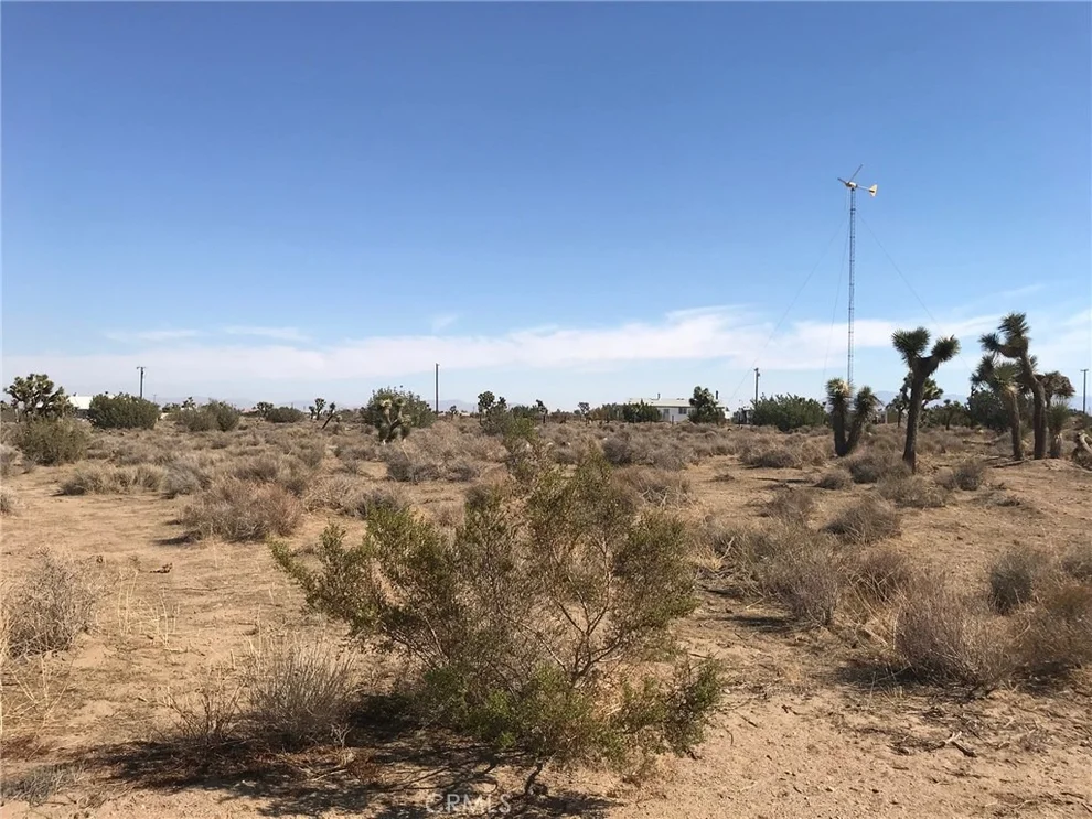 Unit for sale at 0 Columbine Road, Oak Hills, CA 92344