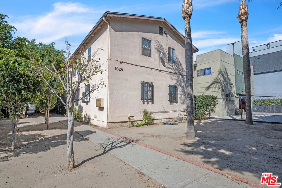 Unit for sale at 1029 E 28th Street, Los Angeles, CA 90011