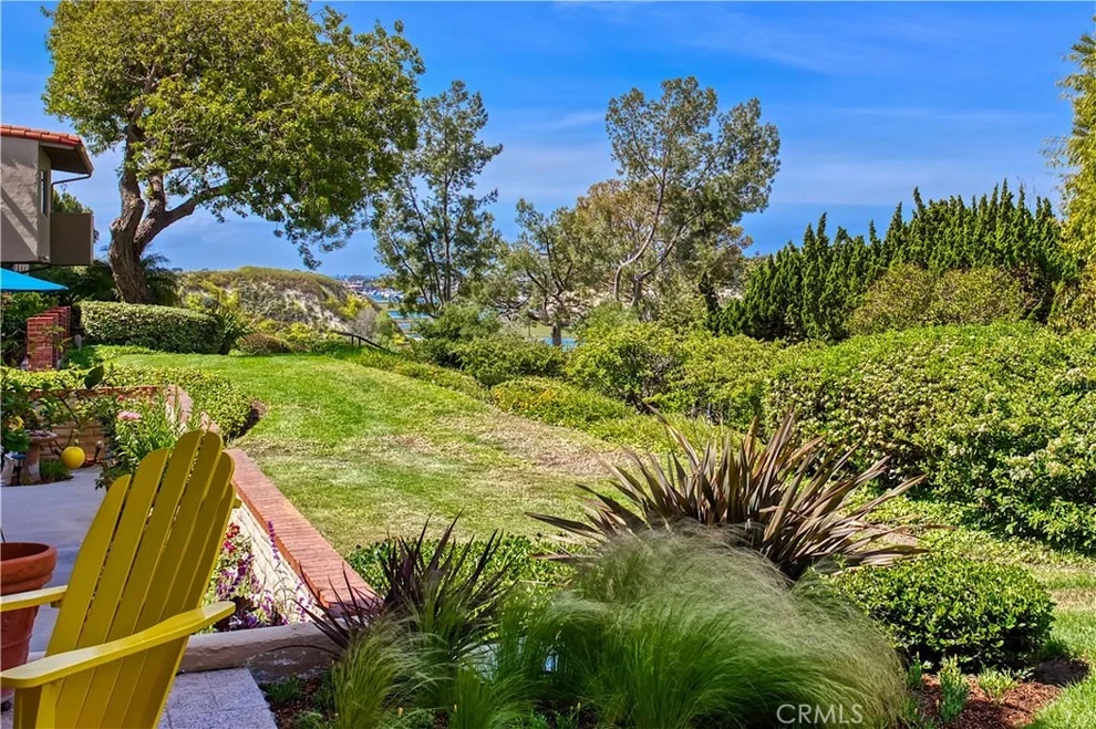 Unit for sale at 611 Vista Bonita, Newport Beach, CA 92660