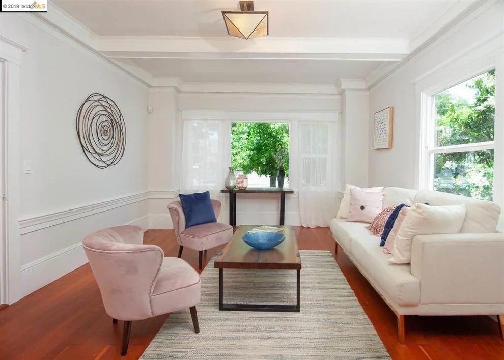 Unit for sale at 5905 Telegraph Ave, Oakland, CA 94609