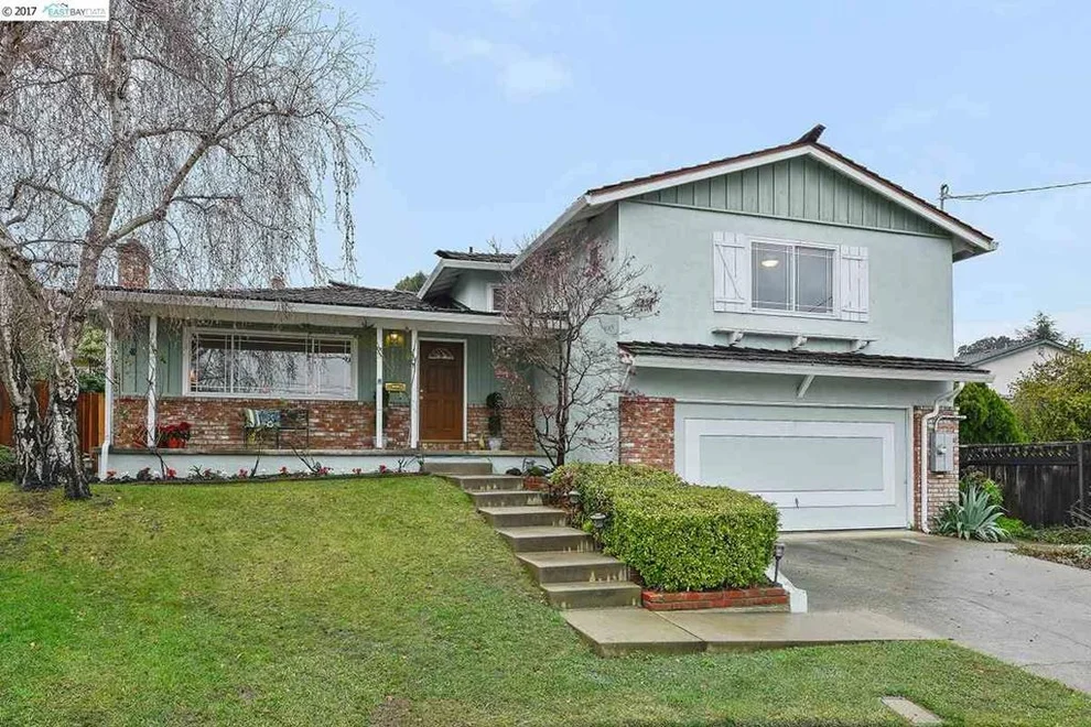 Unit for sale at 19525 Barlow Ct, Castro Valley, CA 94546
