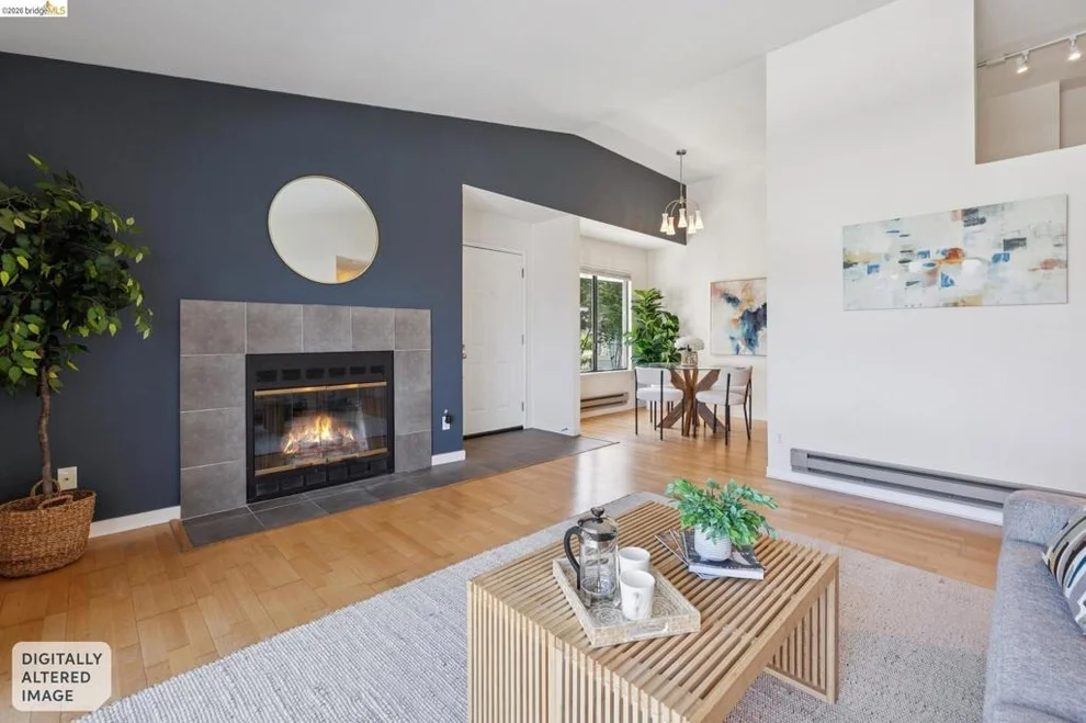 Unit for sale at 6 Schooner Ct, Richmond, CA 94804
