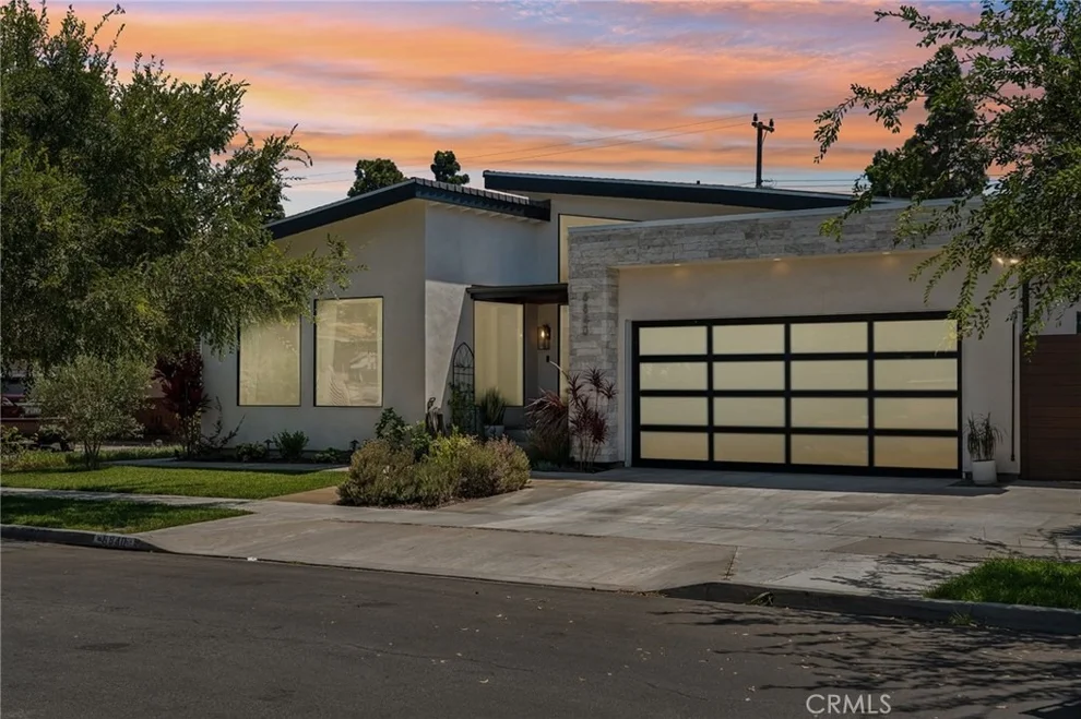 Unit for sale at 6840 E 10th Street, Long Beach, CA 90815
