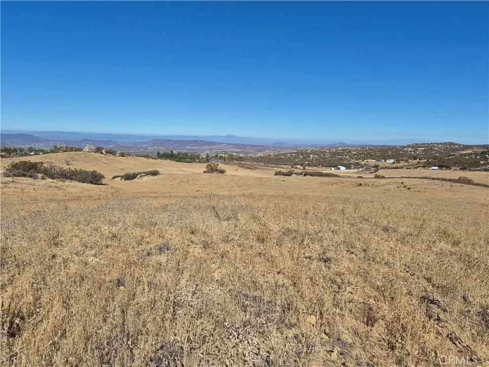 Unit for sale at 5 Sorensen Road, Aguanga, CA 92536