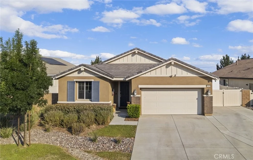 Unit for sale at 29181 Moraga, Menifee, CA 92584
