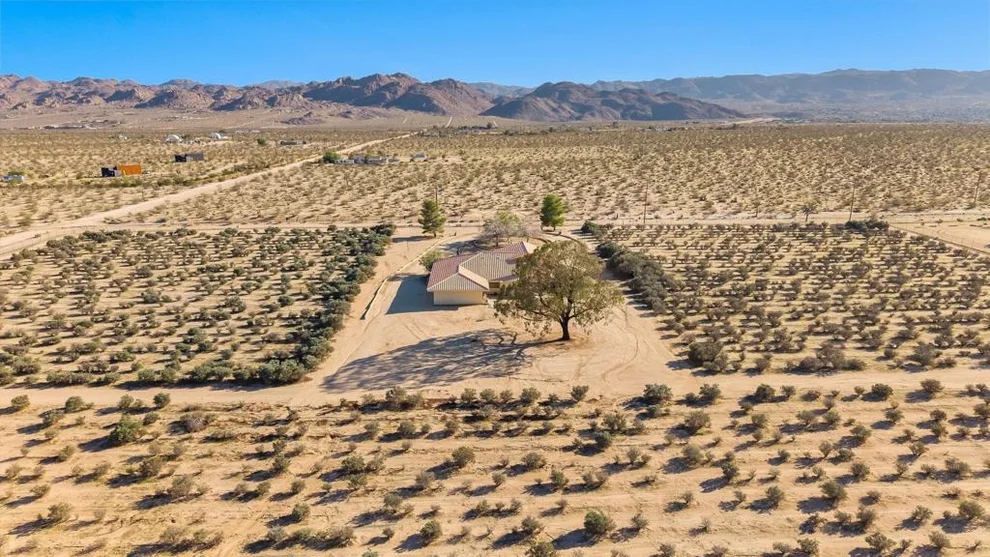 Unit for sale at 62850 Dennis Avenue, Joshua Tree, CA 92252