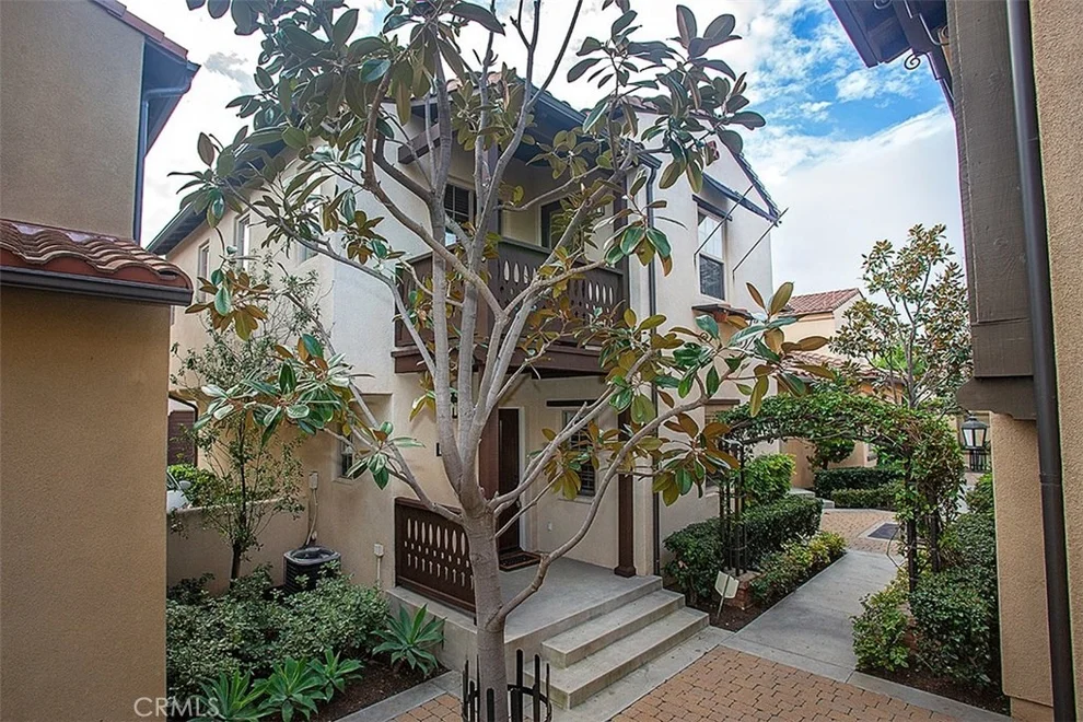 Unit for sale at 16 Iceberg Rose, Irvine, CA 92620