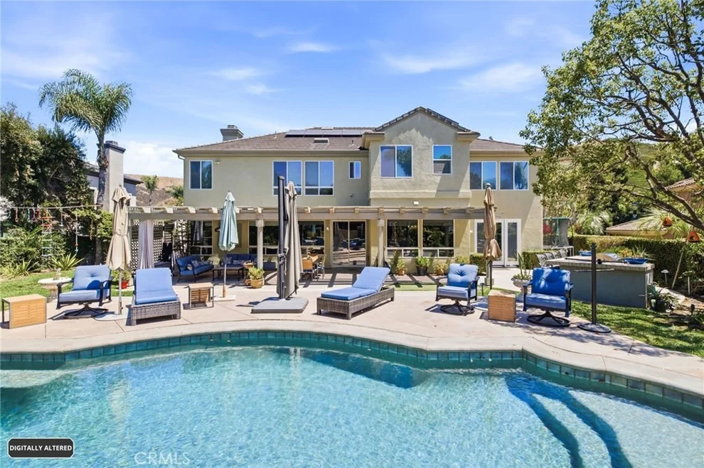 Unit for sale at 28382 Calle Pinon, San Juan Capistrano, CA 92675