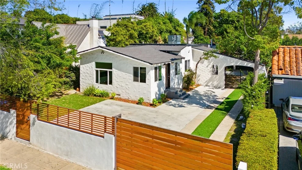 Unit for sale at 2216 Veteran Avenue, Los Angeles, CA 90064