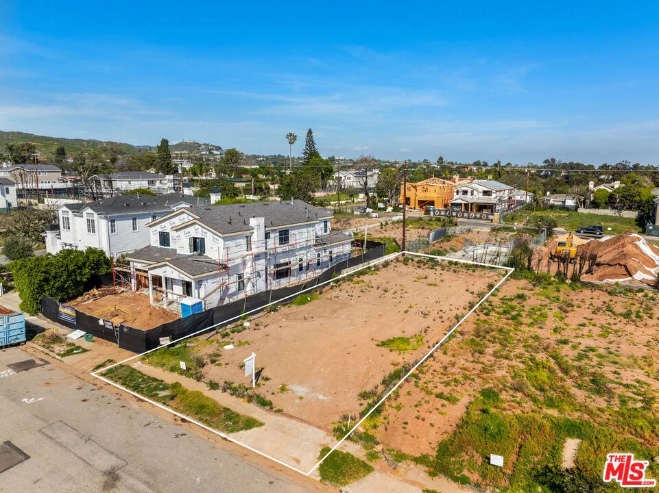 Unit for sale at 760 Hartzell Street, Pacific Palisades, CA 90272