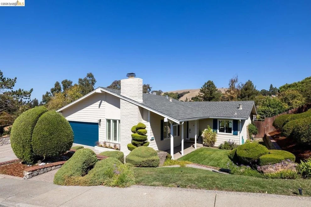 Unit for sale at 2615 Alhambra Way, Pinole, CA 94564