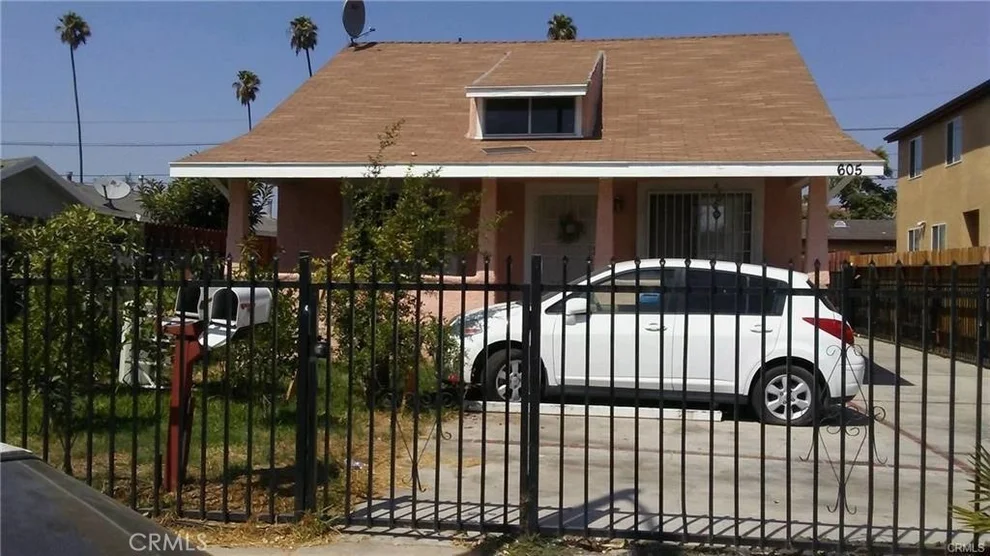 Unit for sale at 603 605 W 62nd Street, Los Angeles, CA 90044
