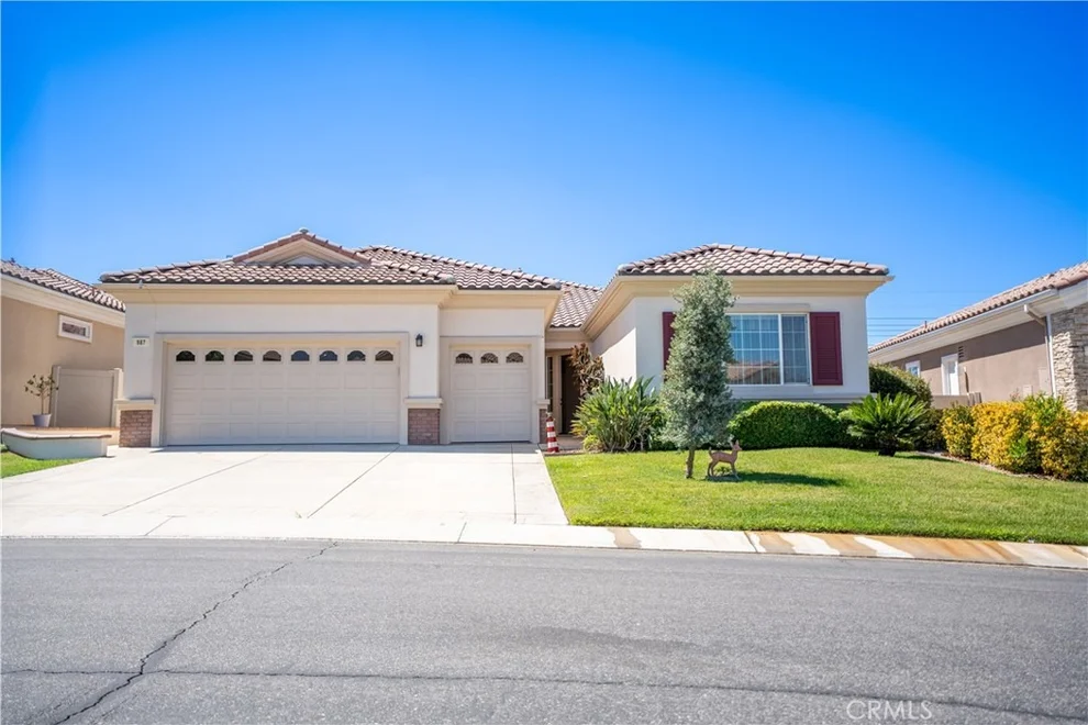 Unit for sale at 987 Avenal, Beaumont, CA 92223