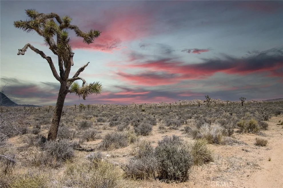 Unit for sale at 59190 Barron Drive, Yucca Valley, CA 92284