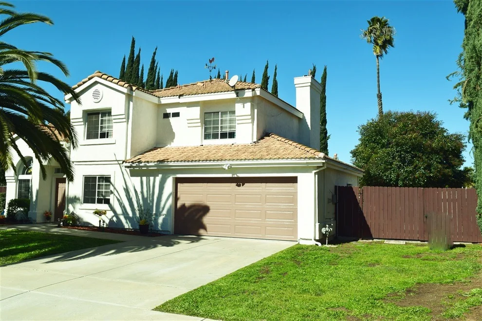 Unit for sale at 416 STONEHEDGE PL, San Marcos, CA 92069