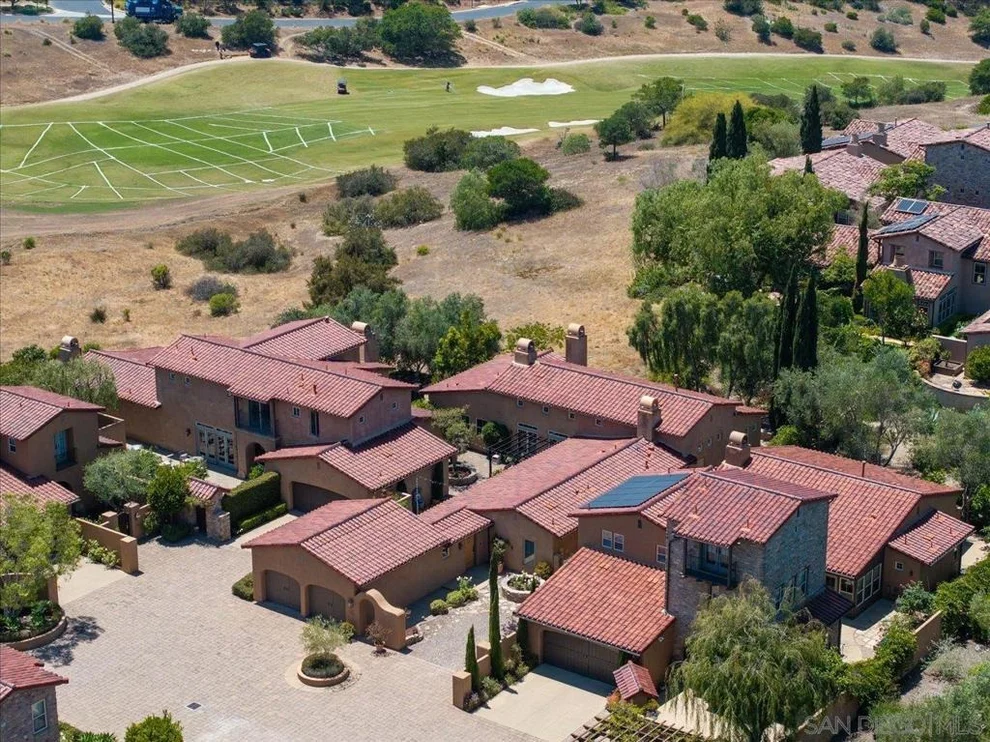 Unit for sale at 8459 Run of the Knolls, San Diego, CA 92127