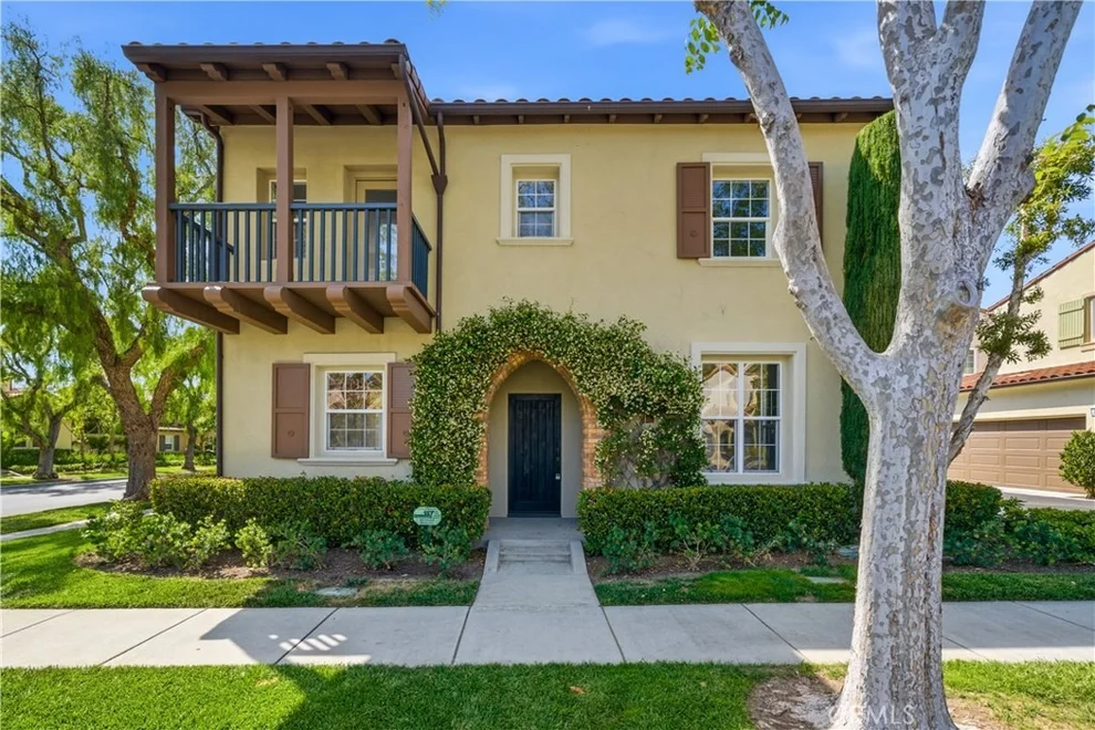 Unit for sale at 33 Bower Tree, Irvine, CA 92603