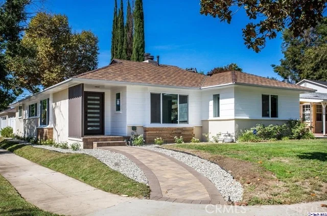 Unit for sale at 4303 Babcock Avenue, Studio City, CA 91604