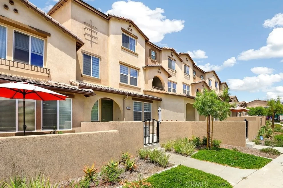 Unit for sale at 40974 Belleray Avenue, Murrieta, CA 92562