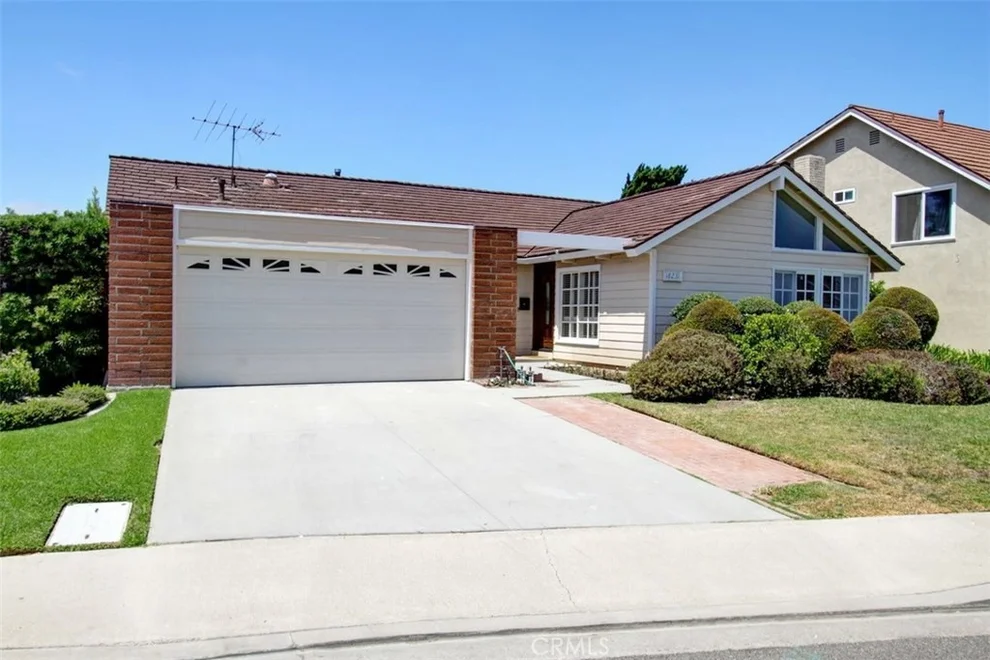 Unit for sale at 18231 Santa Cecilia, Fountain Valley, CA 92708