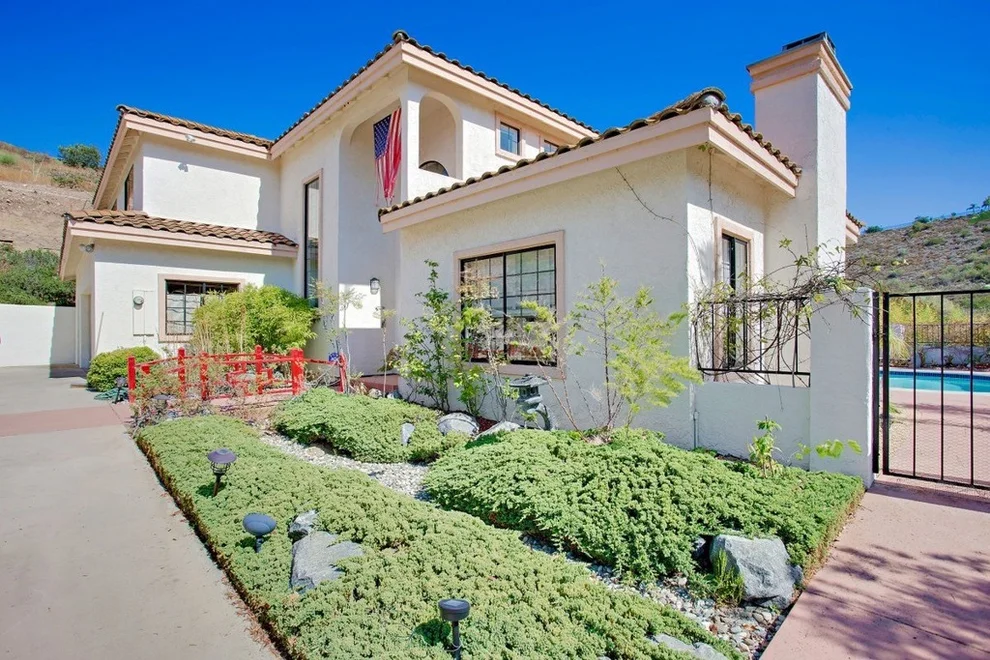 Unit for sale at 12625 Gate Dr, Poway, CA 92064