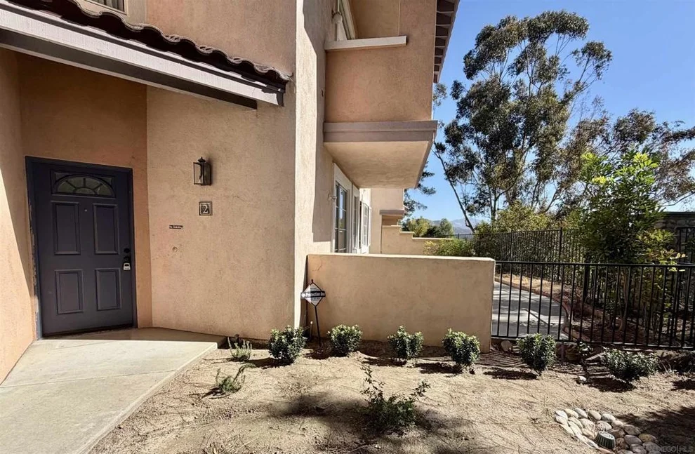 Unit for sale at 12041 Tivoli Park Row, San Diego, CA 92128
