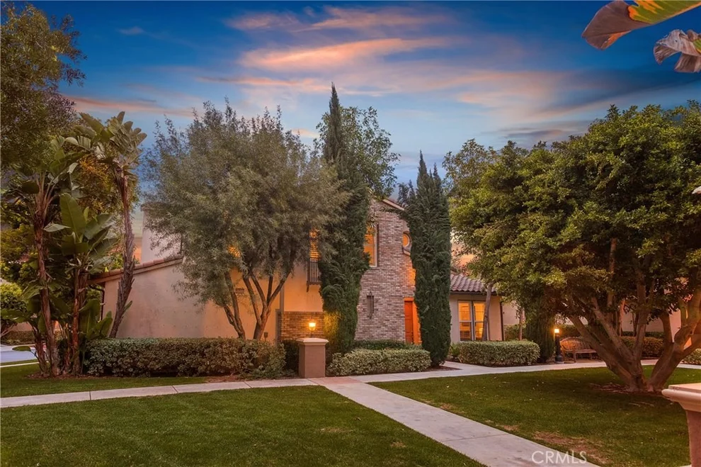 Unit for sale at 325 Tall Oak, Irvine, CA 92603