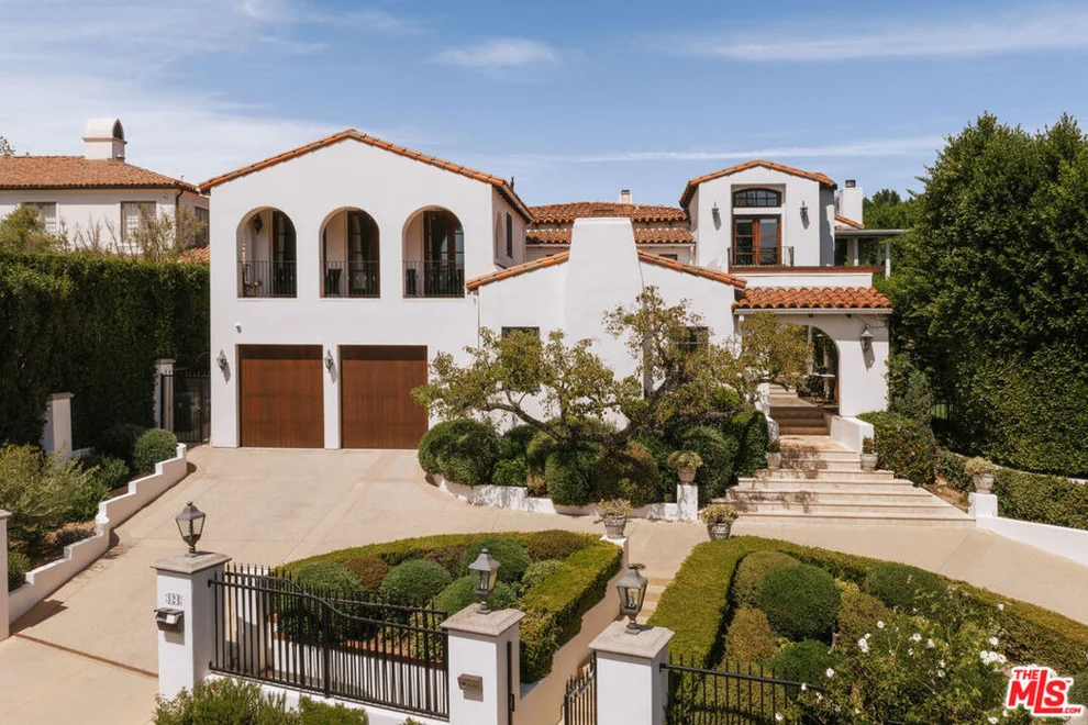 Unit for sale at 124 N Woodburn Drive, Los Angeles, CA 90049