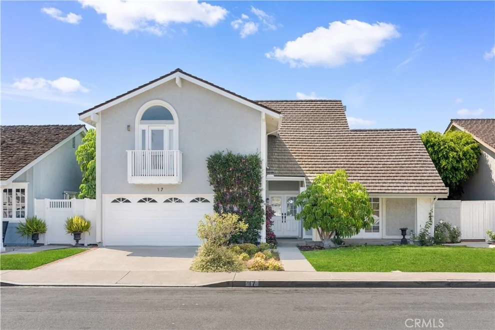 Unit for sale at 17 Blazing Star, Irvine, CA 92604