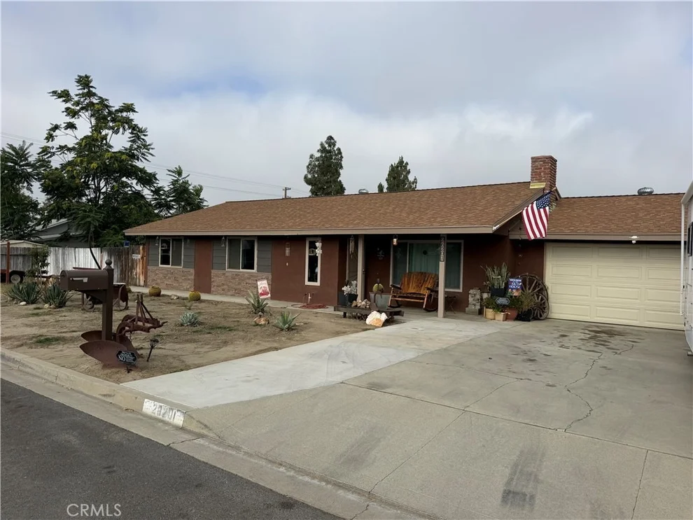 Unit for sale at 26201 Camas Drive, Hemet, CA 92544