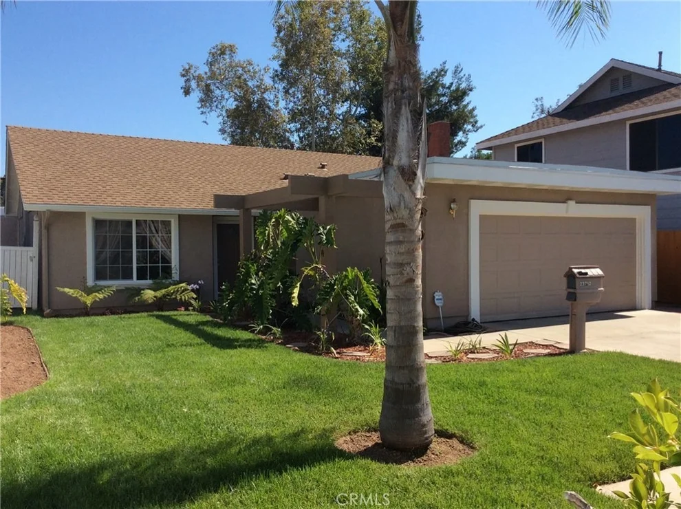 Unit for sale at 23712 San Dona, Laguna Hills, CA 92653