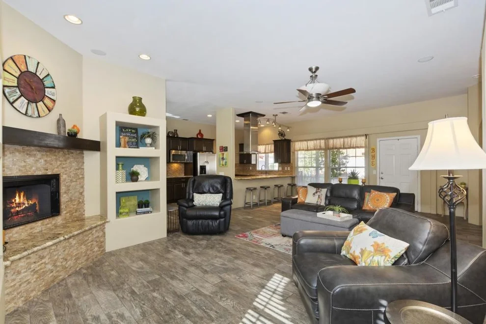 Unit for sale at 53640 Avenida Navarro, La Quinta, CA 92253