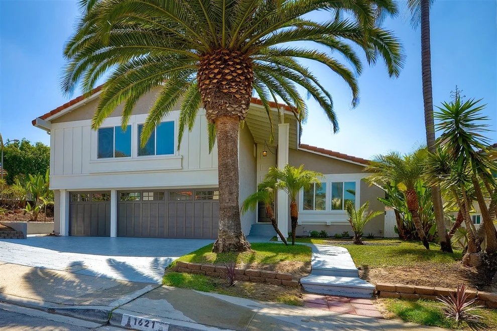 Unit for sale at 1621 Olmeda St, Encinitas, CA 92024