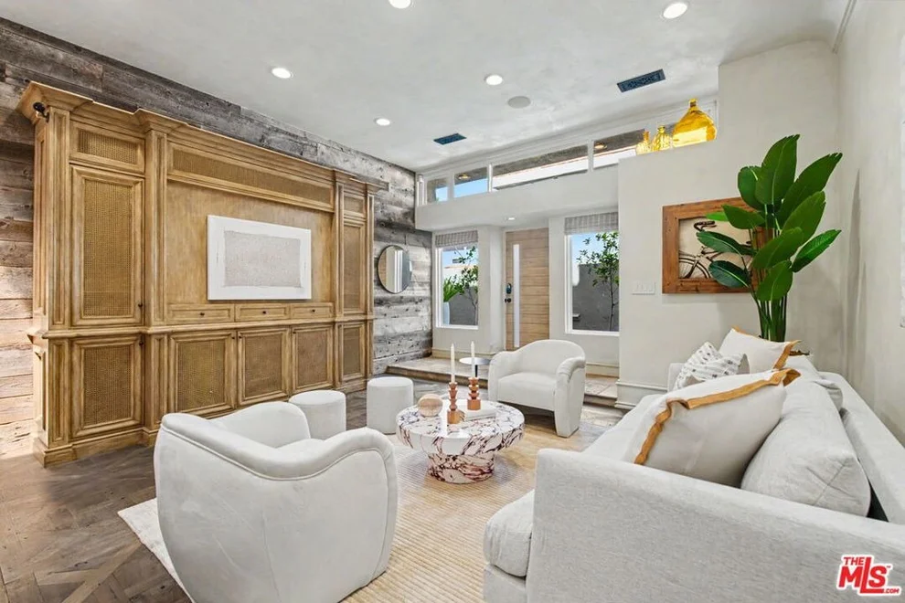Unit for sale at 2408 34th Street, Santa Monica, CA 90405