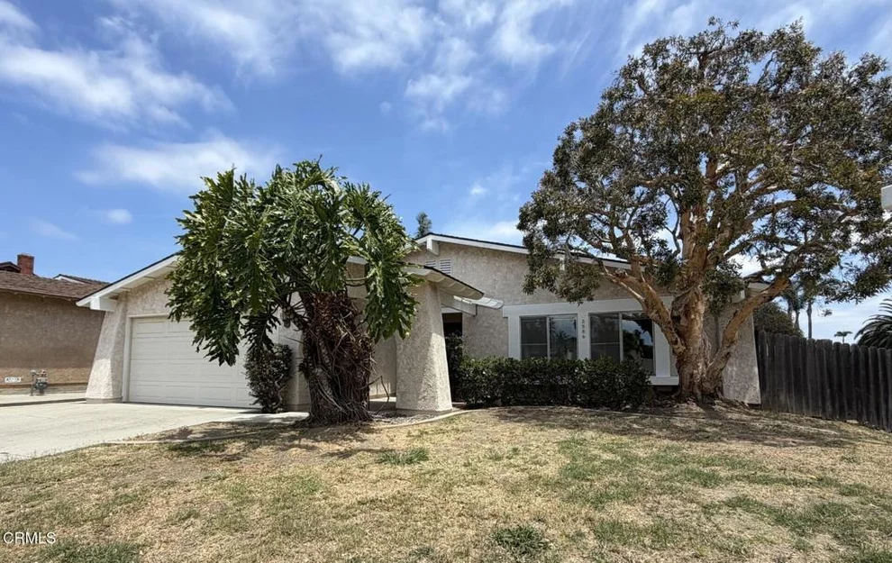 Unit for sale at 2586 Waxwing Avenue, Ventura, CA 93003