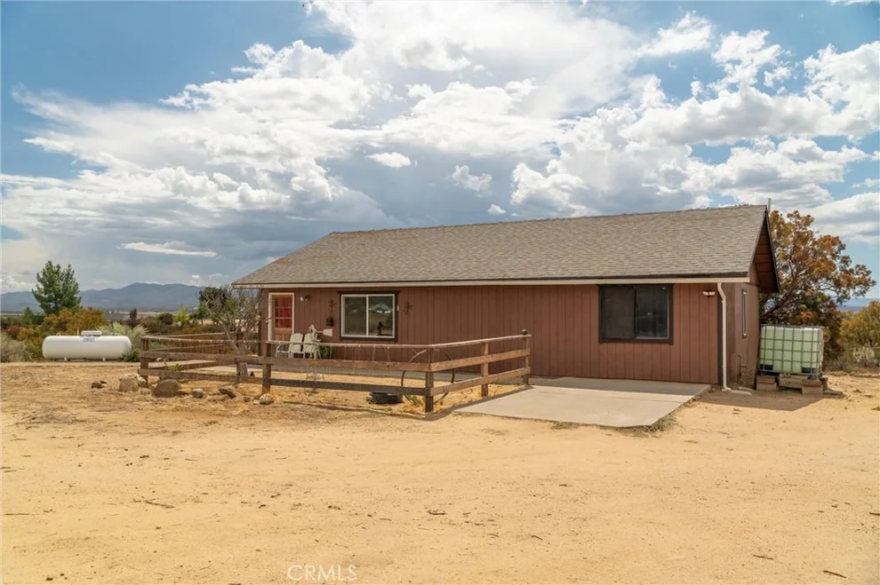 Unit for sale at 38195 Hill Street, Anza, CA 92539
